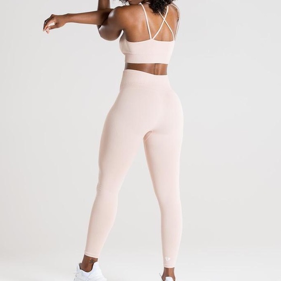 Women’s Best Power Seamless Leggings - Small - Picture 3 of 9